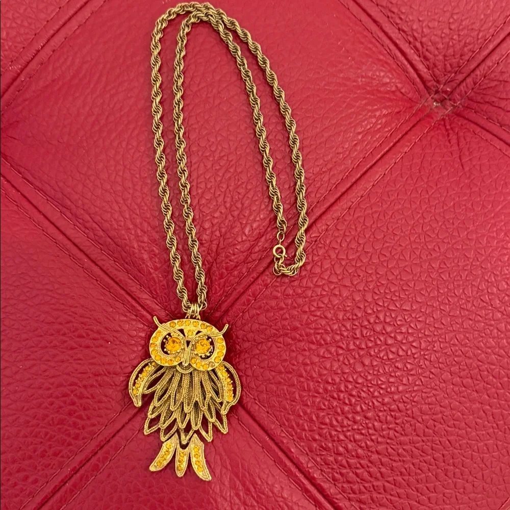 Vtg Goldtone With goldtone Rhinestones movement Owl Pendant Necklace - Picture 6 of 9